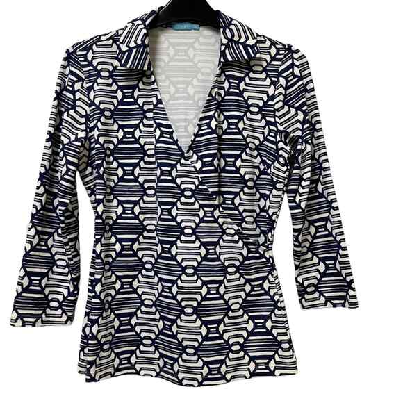 J. McLaughlin Geometric Print Faux Wrap Blouse Size XS - Picture 1 of 6
